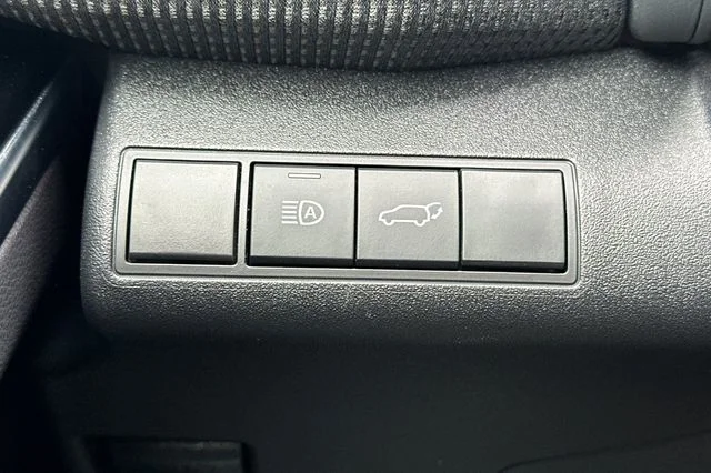 Used 2023 White Subaru Limited image 32