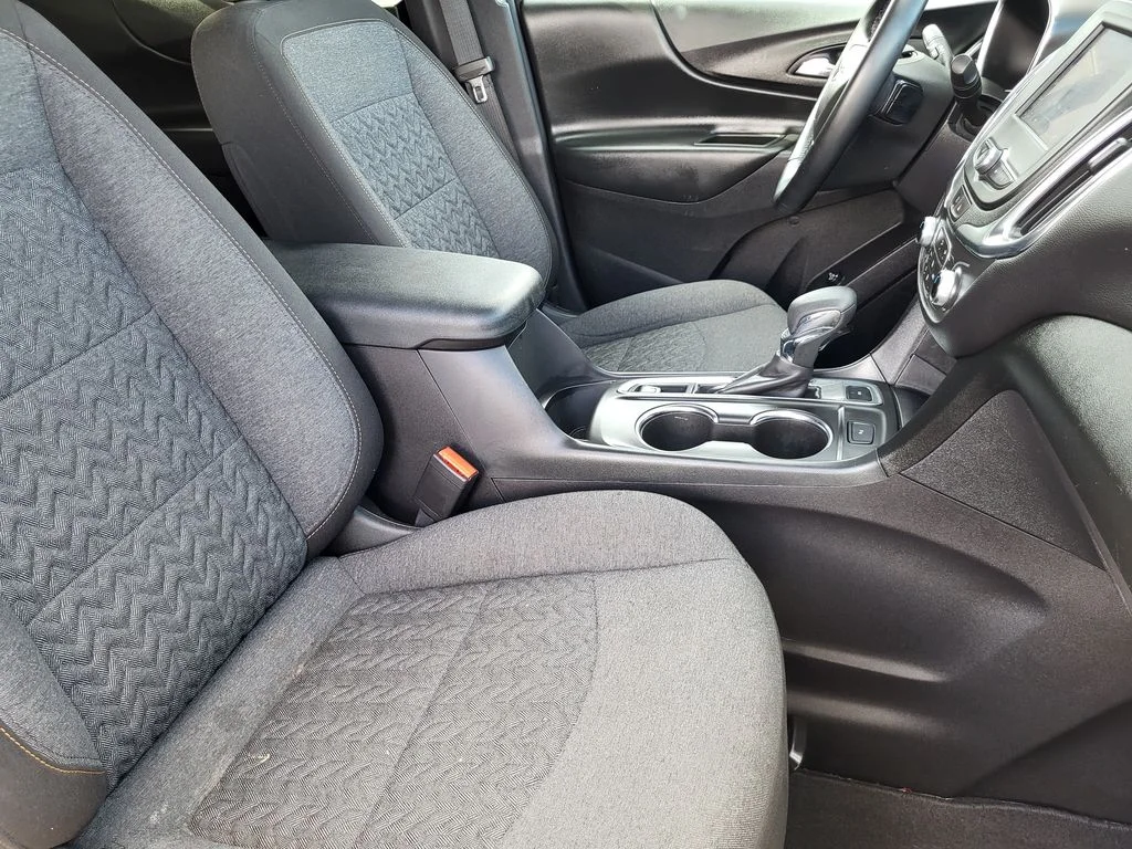 Used 2024 Summit White Chevrolet LT image 11