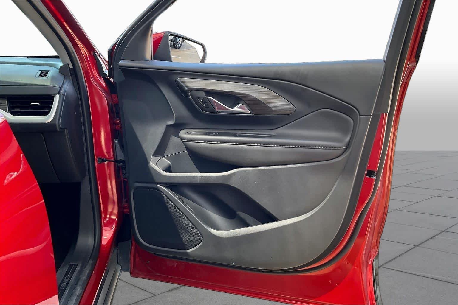 2023 GMC Terrain SLT - Photo 22