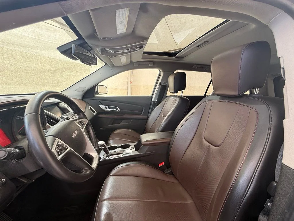Used 2015 Champagne Silver Metallic GMC SLT-1 image 13