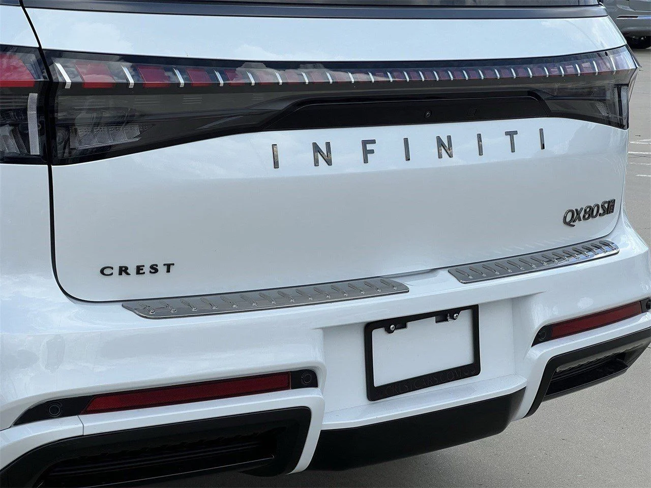 New 2026 RADIANT WHITE INFINITI Sport 4WD image 6