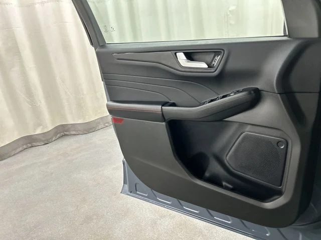 Used 2024  Ford ST-Line image 19