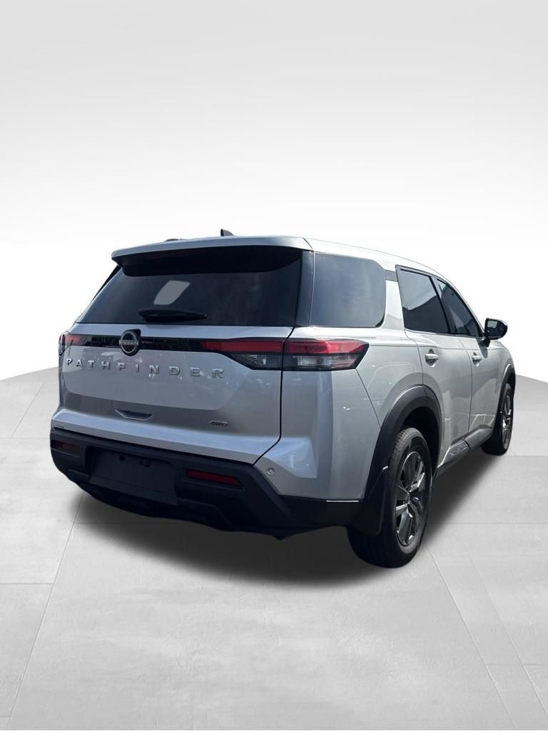 Used 2025 Silver Nissan S image 2