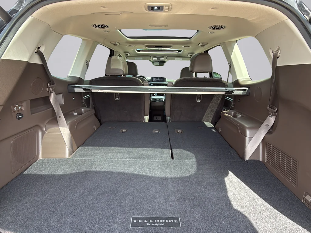Used 2021 Ebony Black Kia SX image 26