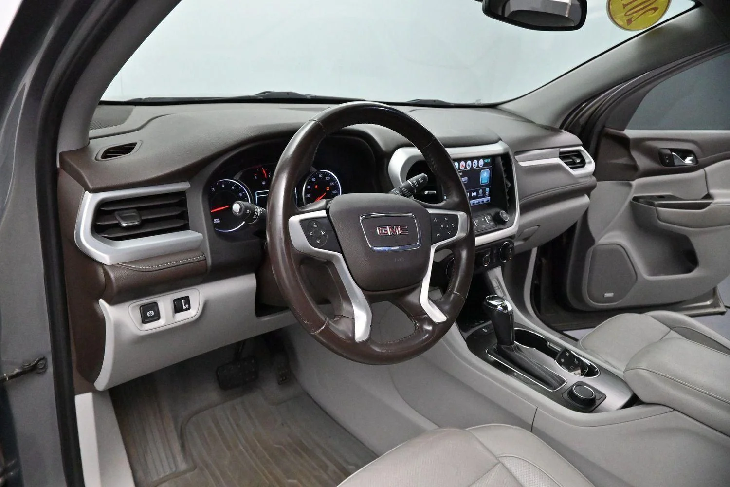 Used 2019 PEPPERDUST METALLIC GMC SLT image 19