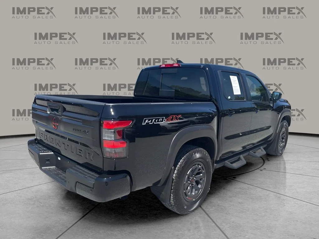 Used 2025 Black Nissan PRO-4X image 5