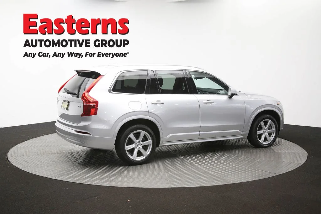 Used 2022 Gray Volvo T5 Momentum image 44
