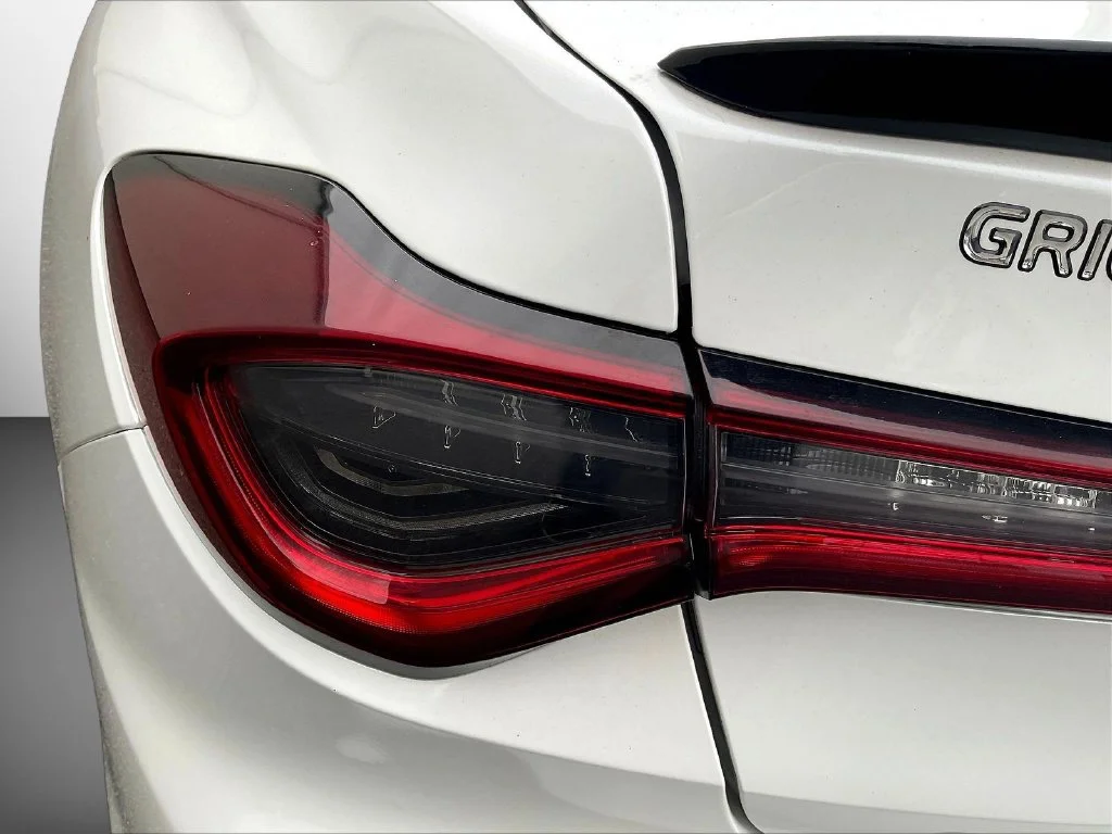 Used 2022 Platinum White Pearl Acura A-Spec Package image 23