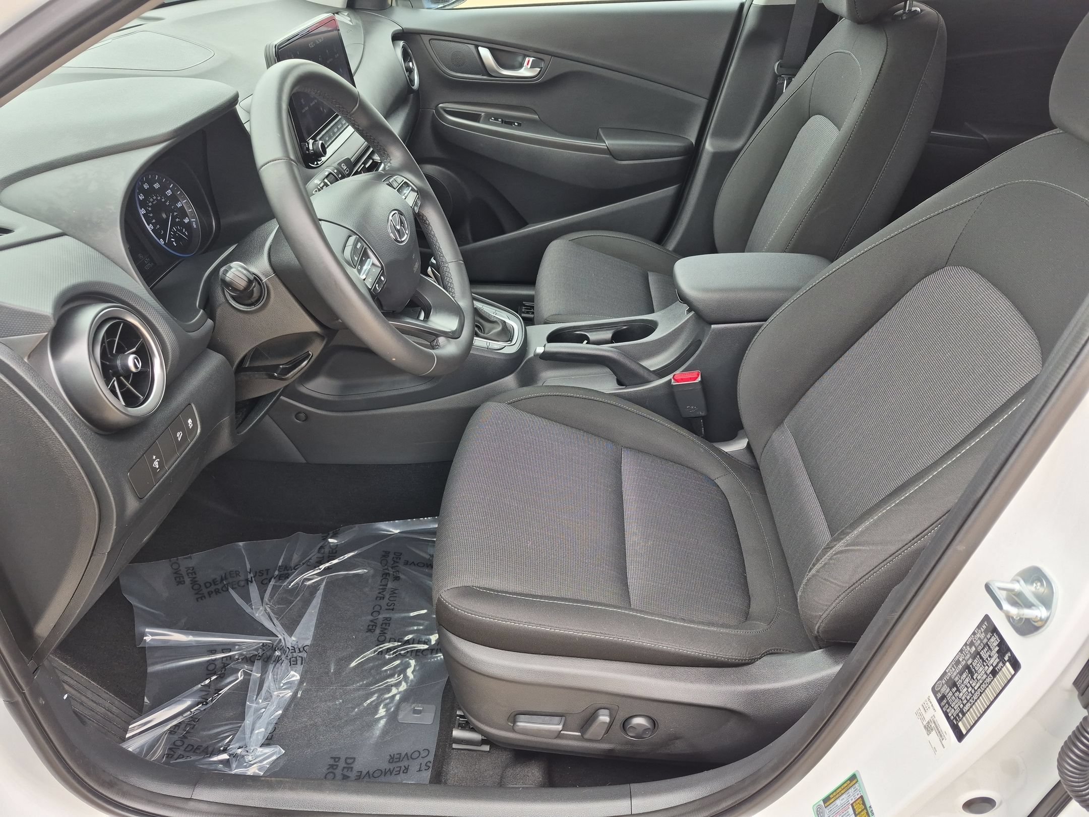 Used 2023 Lunar White Hyundai SEL AWD image 11