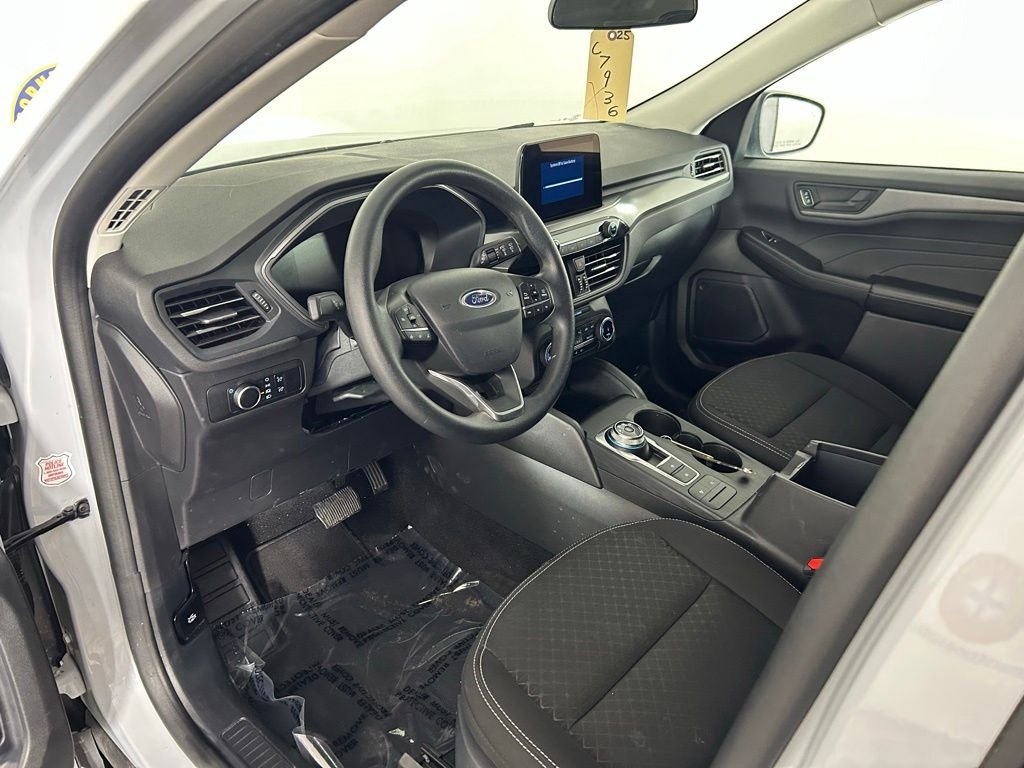 Used 2025 Silver Ford Active image 13