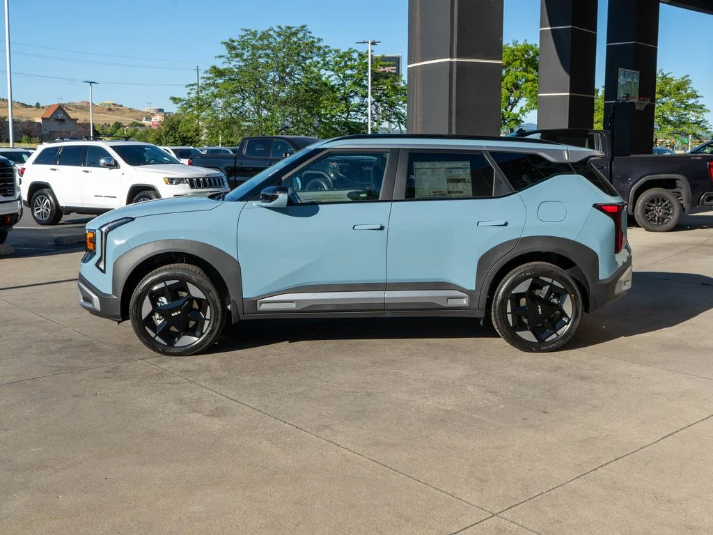 New 2027 Frost Blue Kia EX image 4