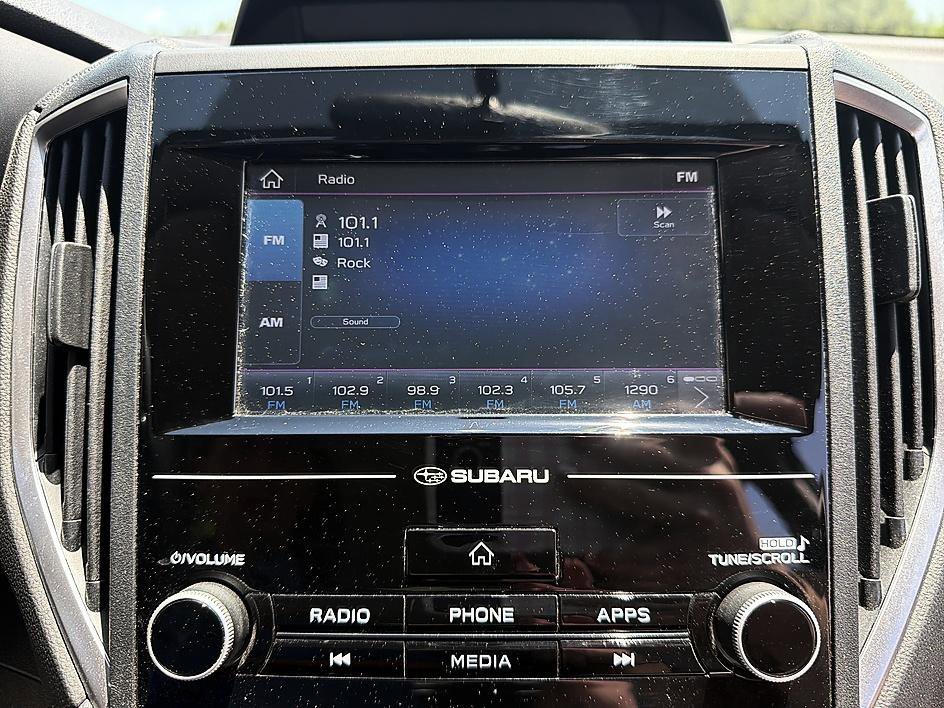 Used 2022 Ocean Blue Pearl Subaru Base image 16