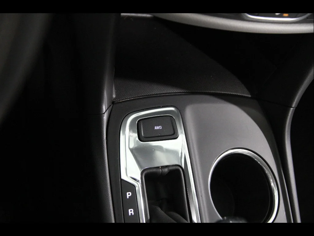 2022 Chevrolet Equinox LS - Photo 14