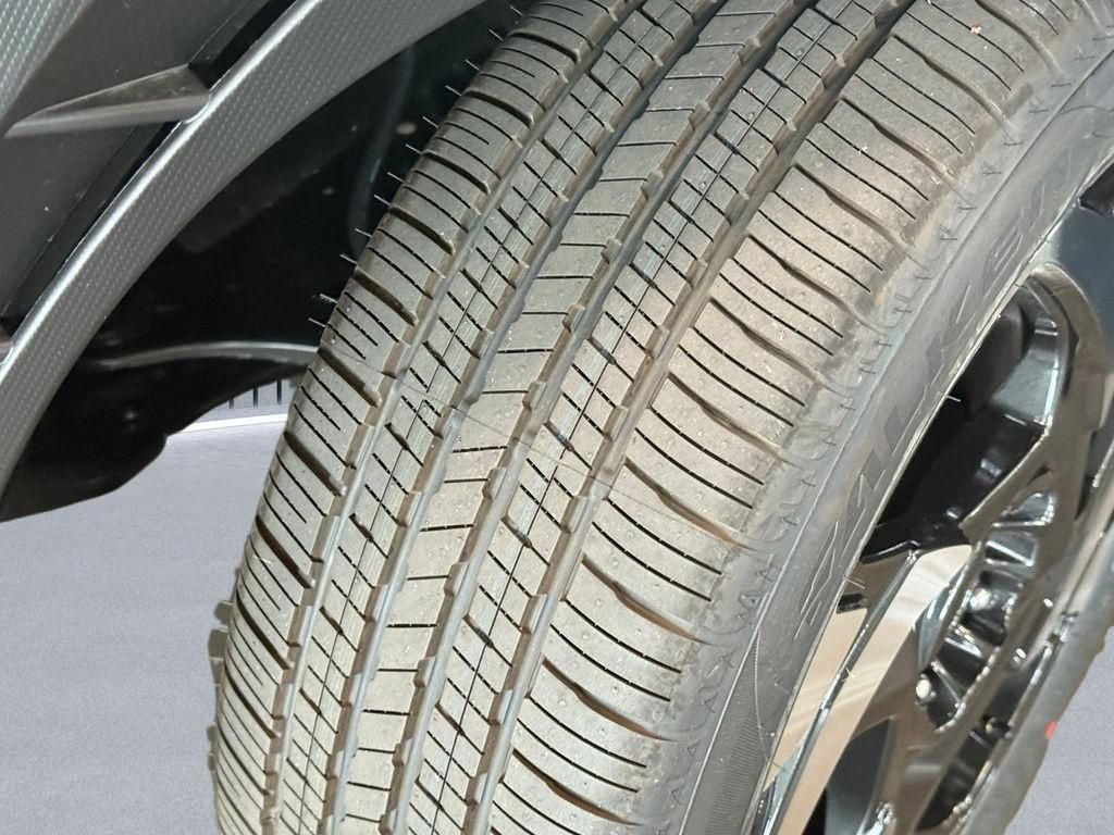 New 2026 CRYSTAL BLACK SILICA Subaru Limited Hybrid image 22