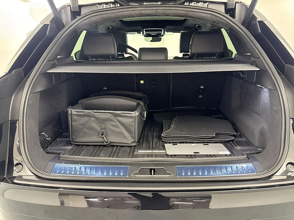 New 2026 Santorini Black Land Rover Autobiography image 26