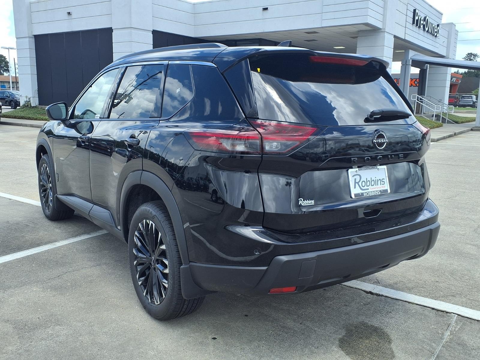 2026 Nissan Rogue Dark Armor™ Black at Robbins Nissan