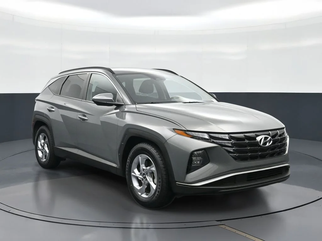 Used 2024 Gray Hyundai SEL image 12