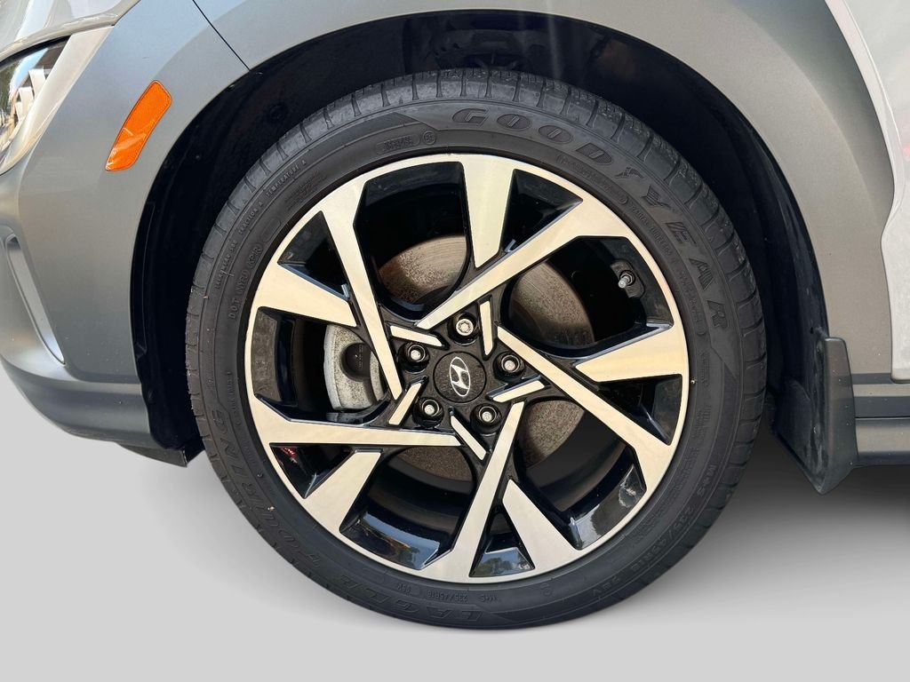 2023 Hyundai Kona Limited - Photo 9