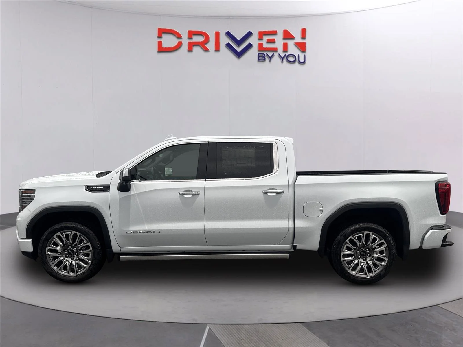 New 2026 Glacier White Tricoat GMC Denali Ultimate image 7