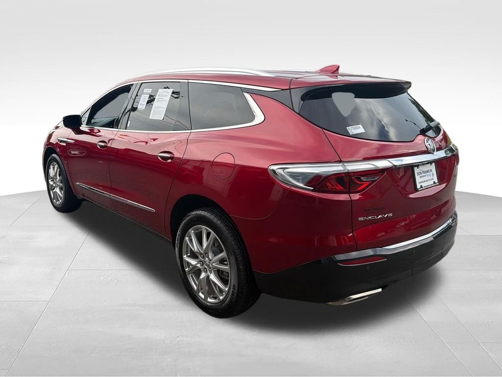 Used 2024 Red Buick Essence image 3