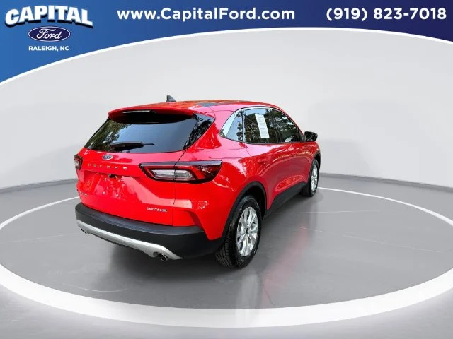 Used 2024 Red Ford Active image 8