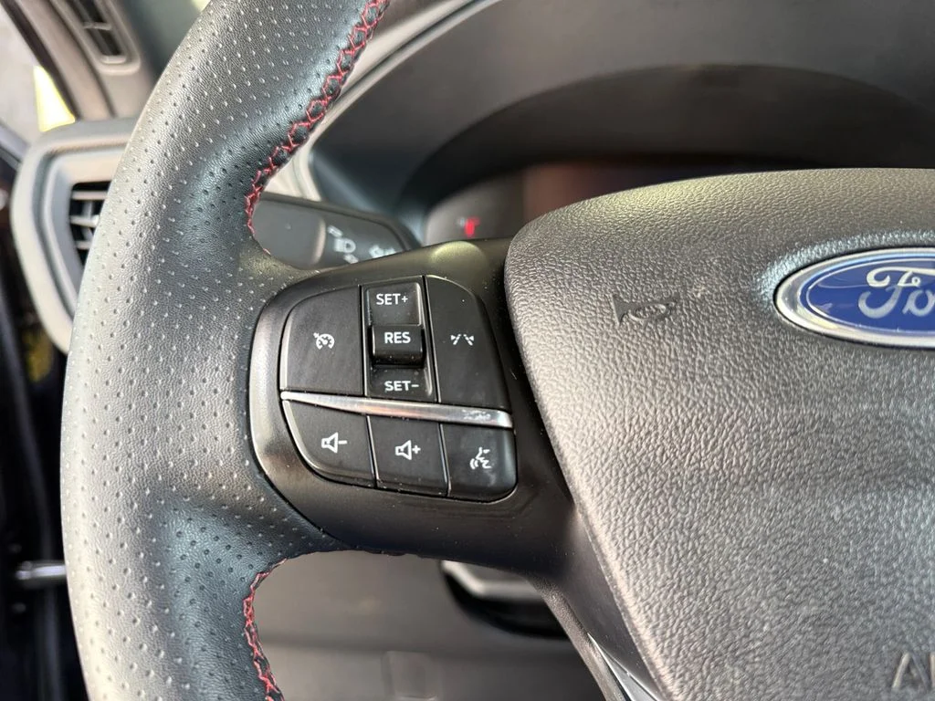 Used 2025 Black Ford ST-Line image 24