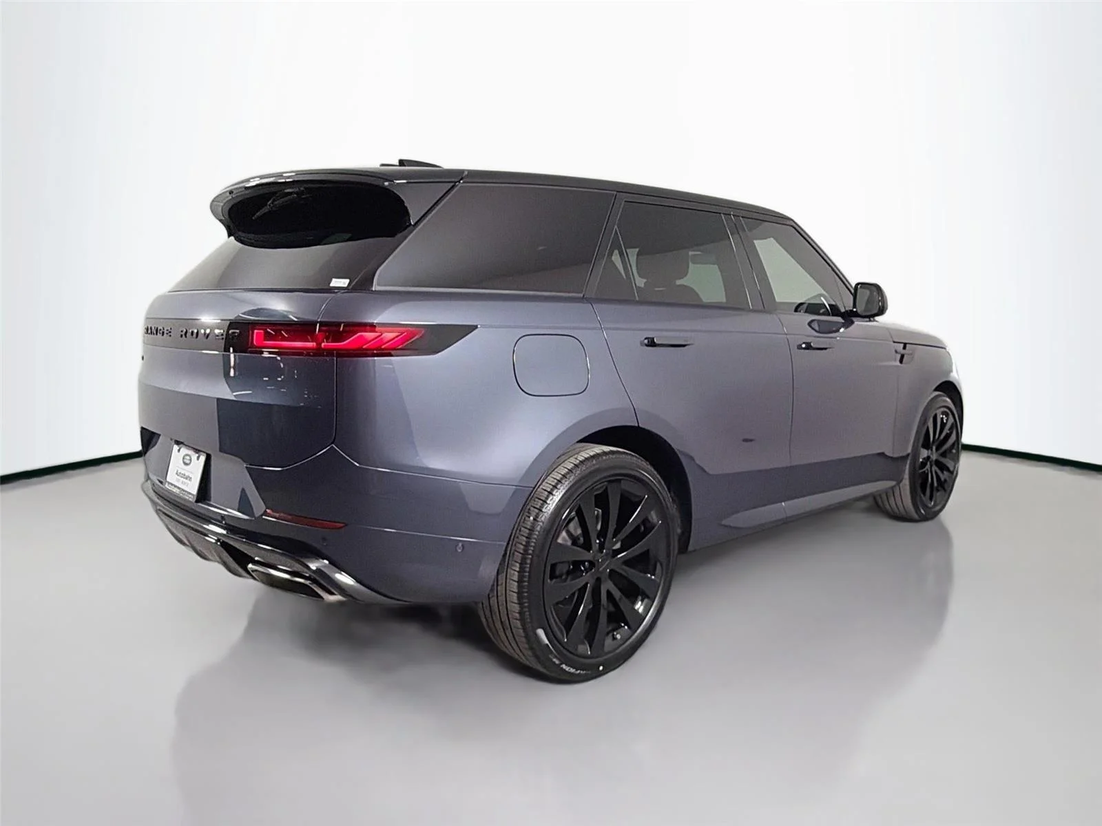 New 2026 Varesine Blue LAND ROVER Dynamic SE image 5
