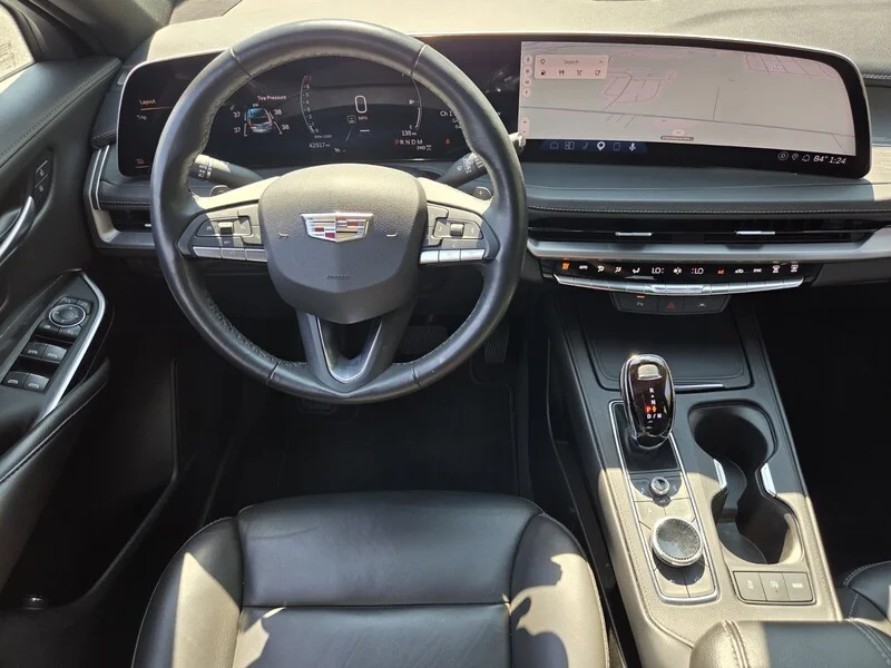 Used 2025 Silver Metallic CADILLAC PREMIUM LUXURY image 13