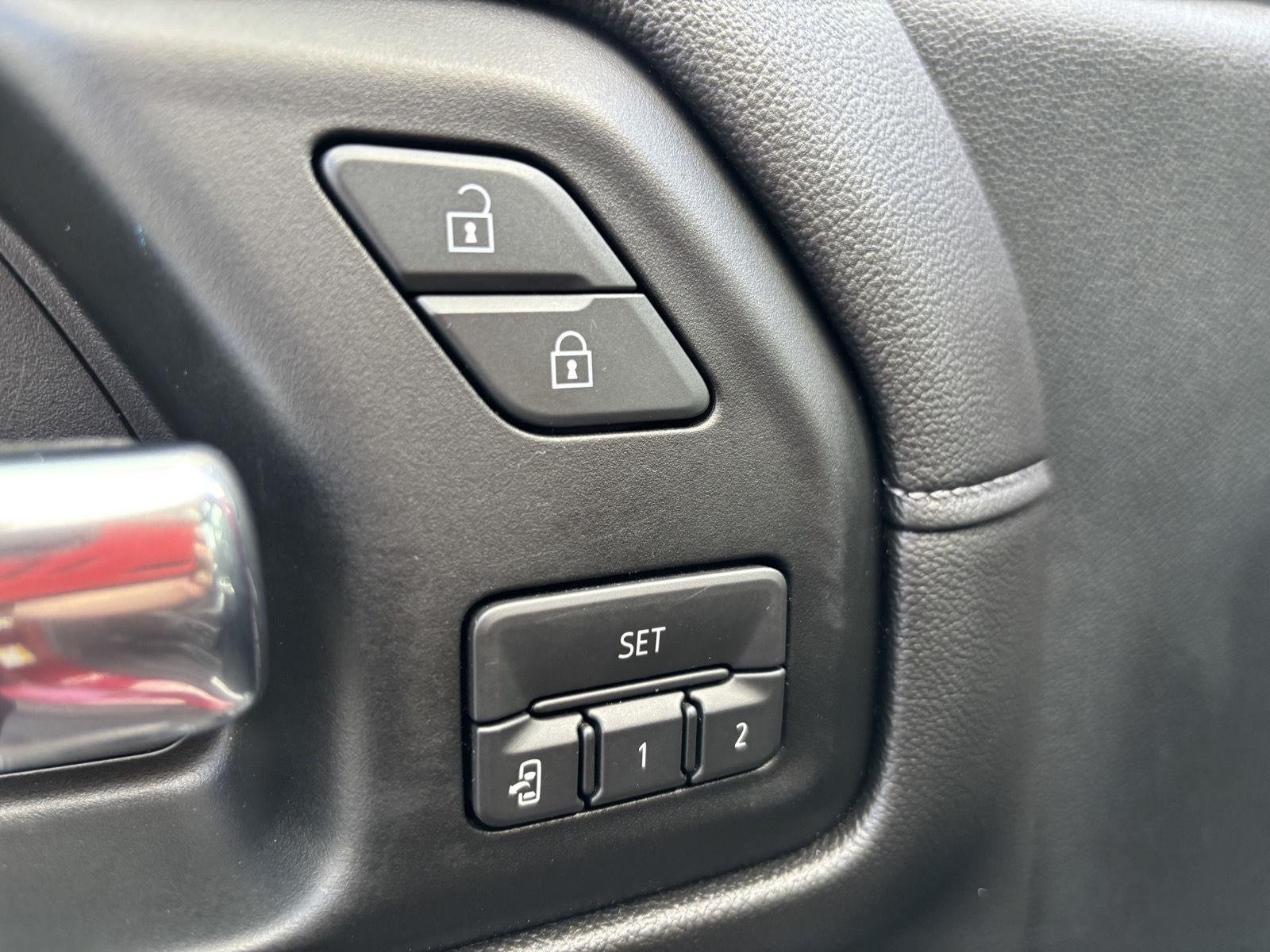 Used 2019 Cajun Red Tintcoat Chevrolet High Country image 17