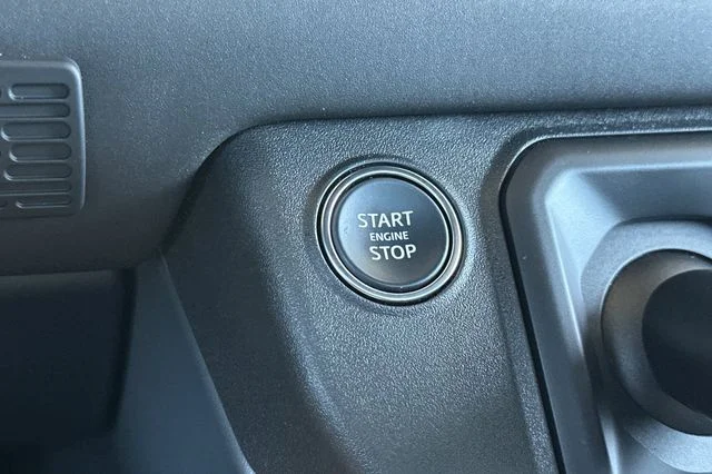 Certified Used 2025 Green Land Rover S image 21