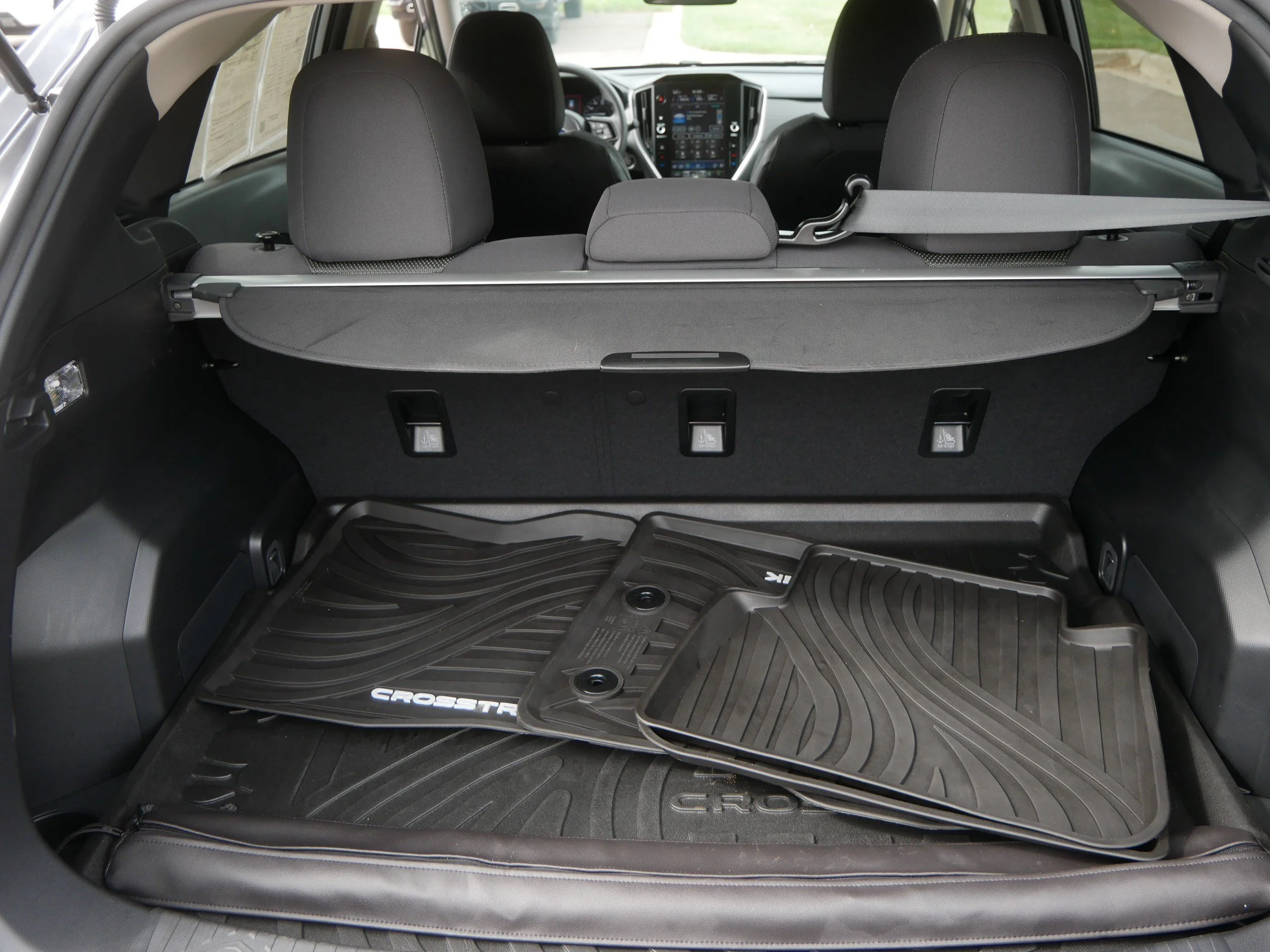 Used 2024 Ice Silver Metallic Subaru Premium image 18