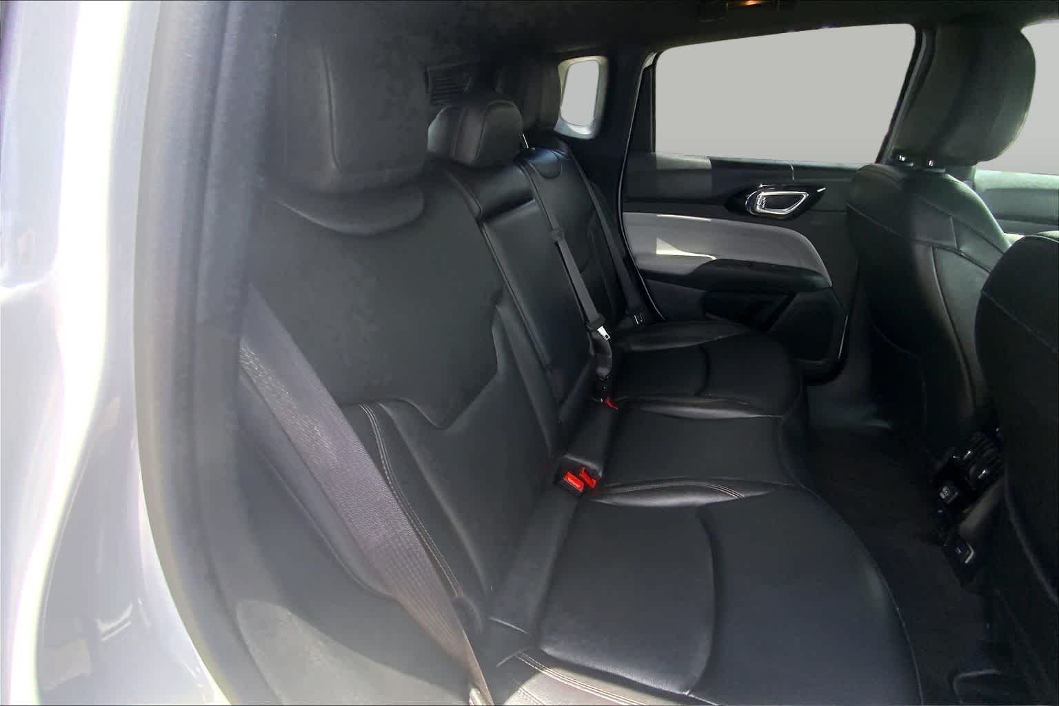 Used 2024 Bright White Clearcoat Jeep Limited image 19