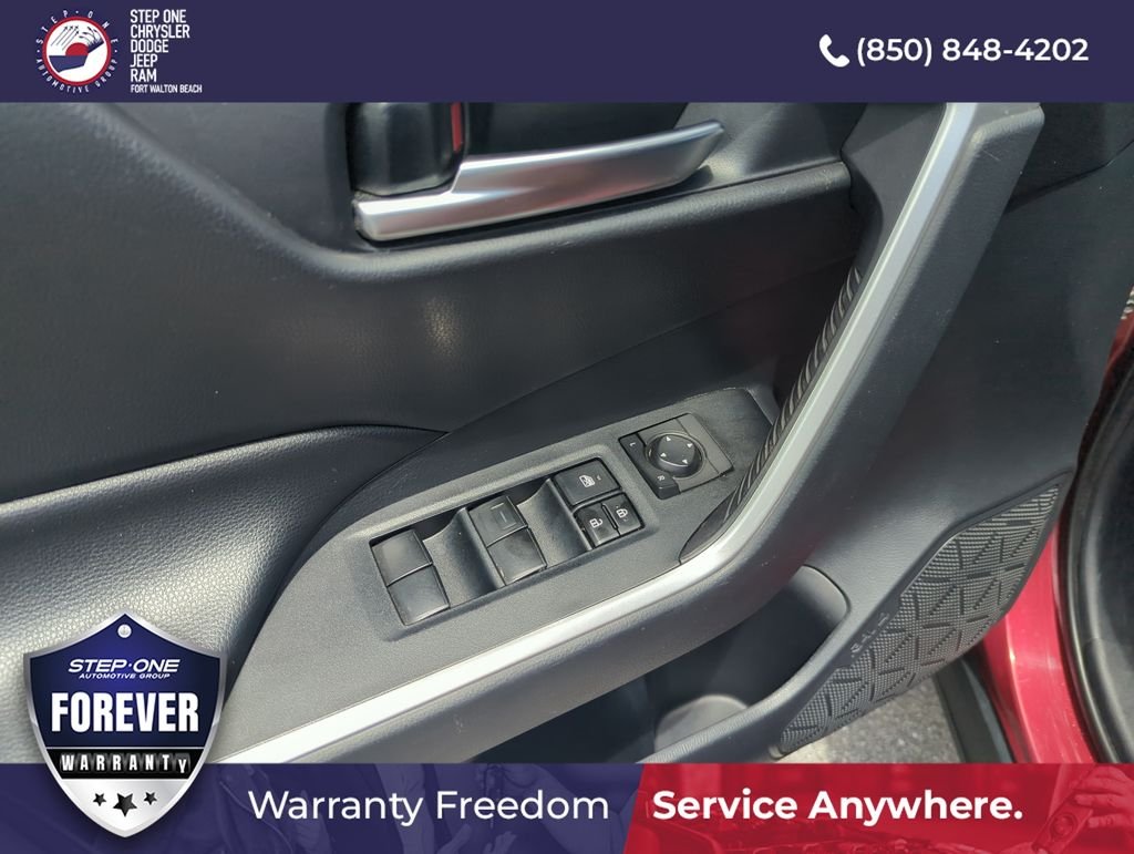 Used 2019 Red Toyota XLE image 18