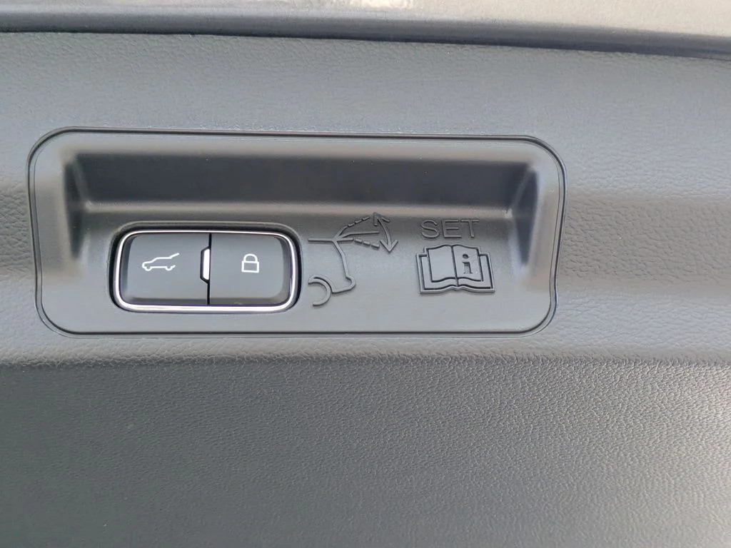 New 2026 Carbonized Gray Metallic Ford Active image 14