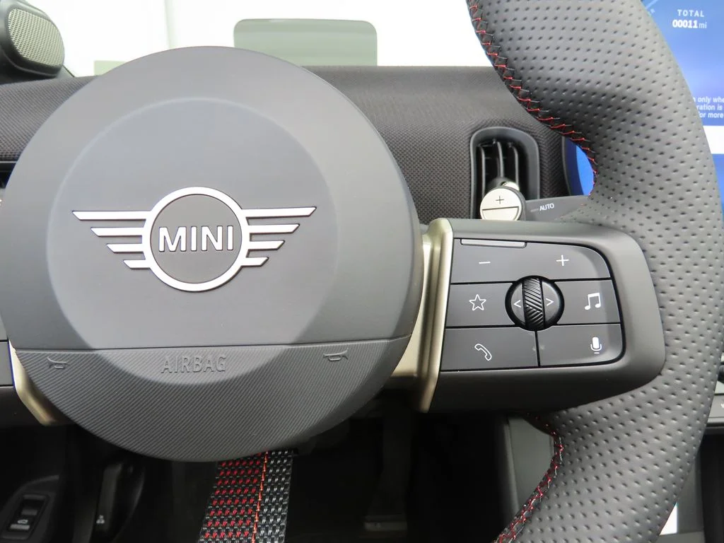 Used 2026 Nanuq White Metallic MINI  image 22