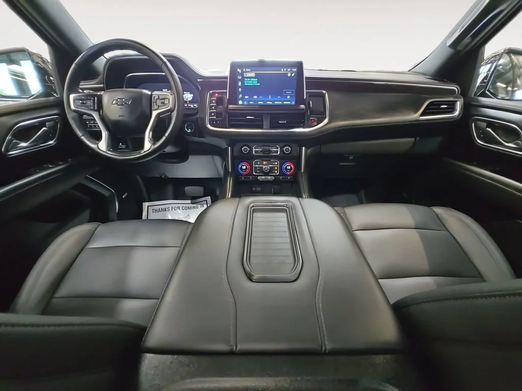 Used 2023 Black Chevrolet Z71 image 15