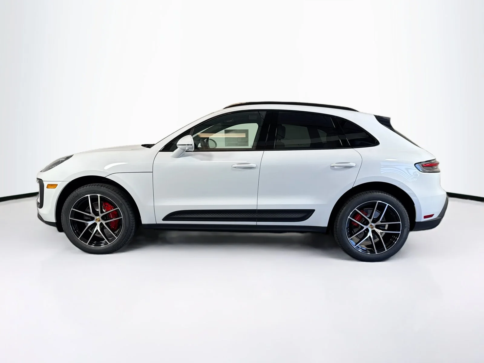 New 2026 Carrara White Metallic Porsche S image 2