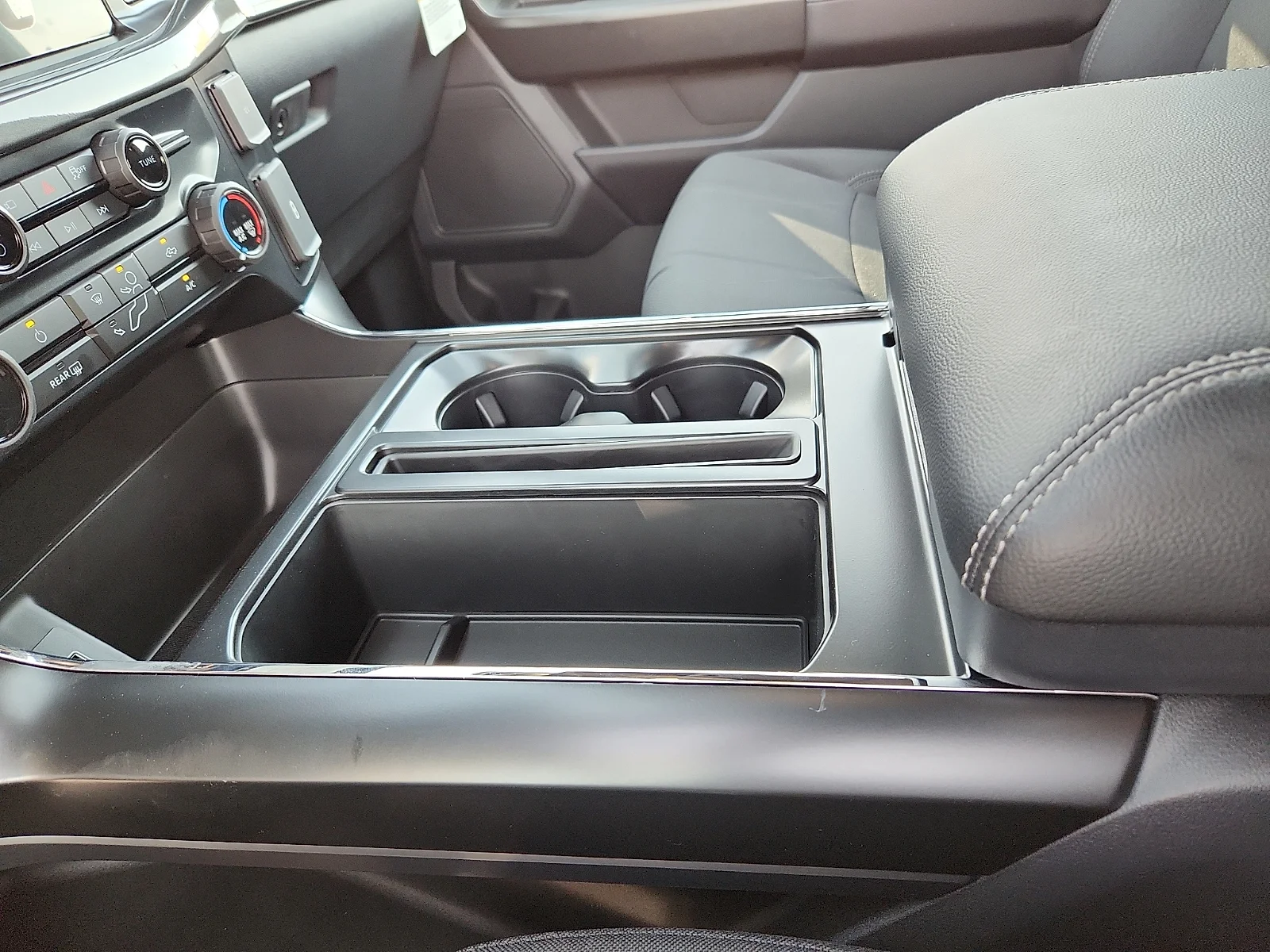New 2026 Carbonized Gray Metallic Ford STX image 25