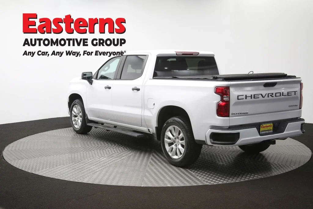 Used 2023 White Chevrolet Custom image 65