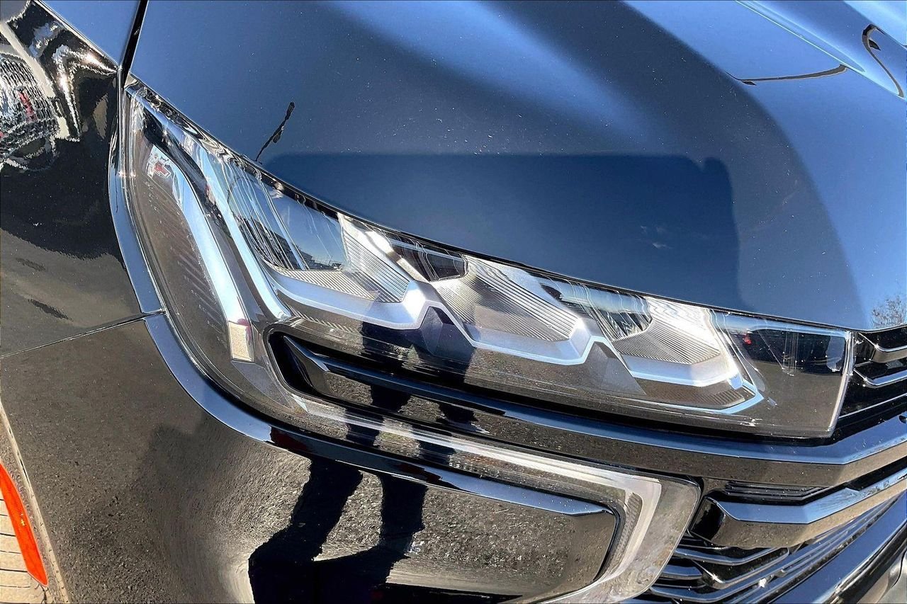 Used 2024 Black Chevrolet 4WD RST image 28
