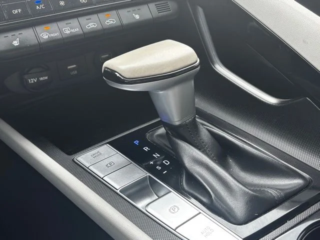 Used 2023 Black Hyundai Limited image 17