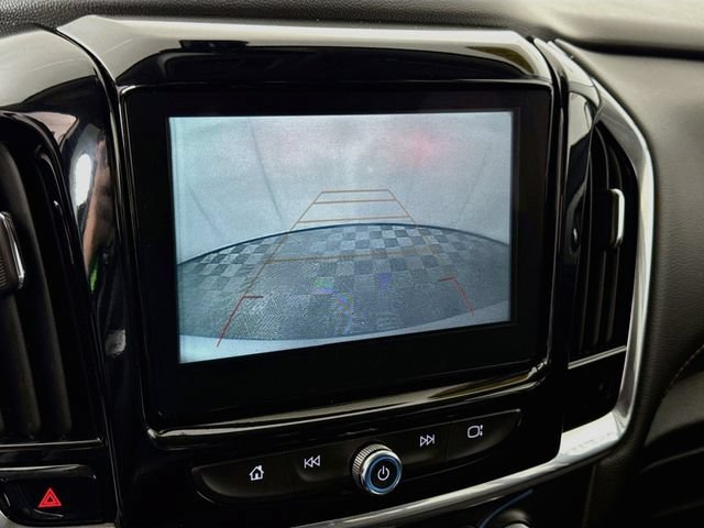 Used 2019 SILVER ICE METALLIC Chevrolet LT Cloth image 14