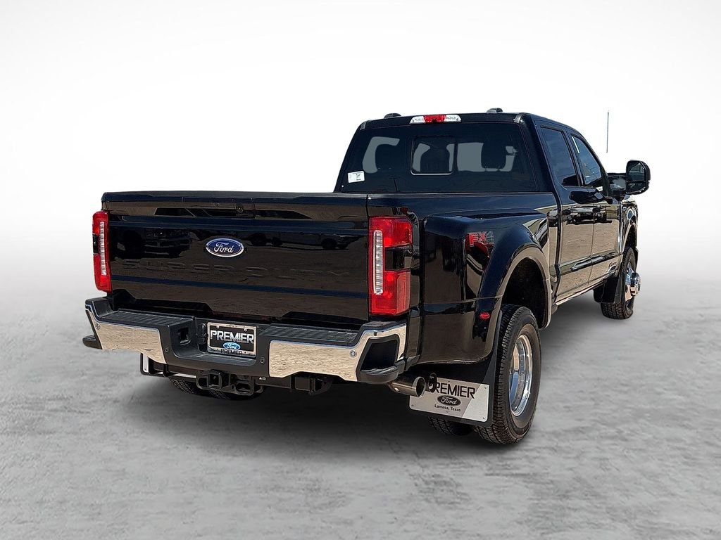 New 2026 Agate Black Metallic Ford F-350® Lariat® image 10