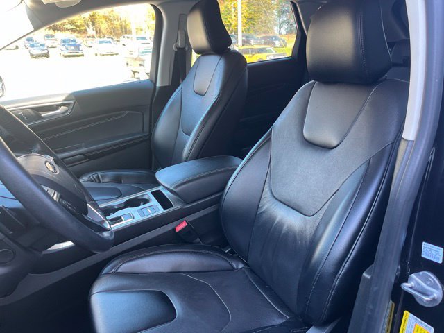 Used 2022 Black Ford Titanium image 11