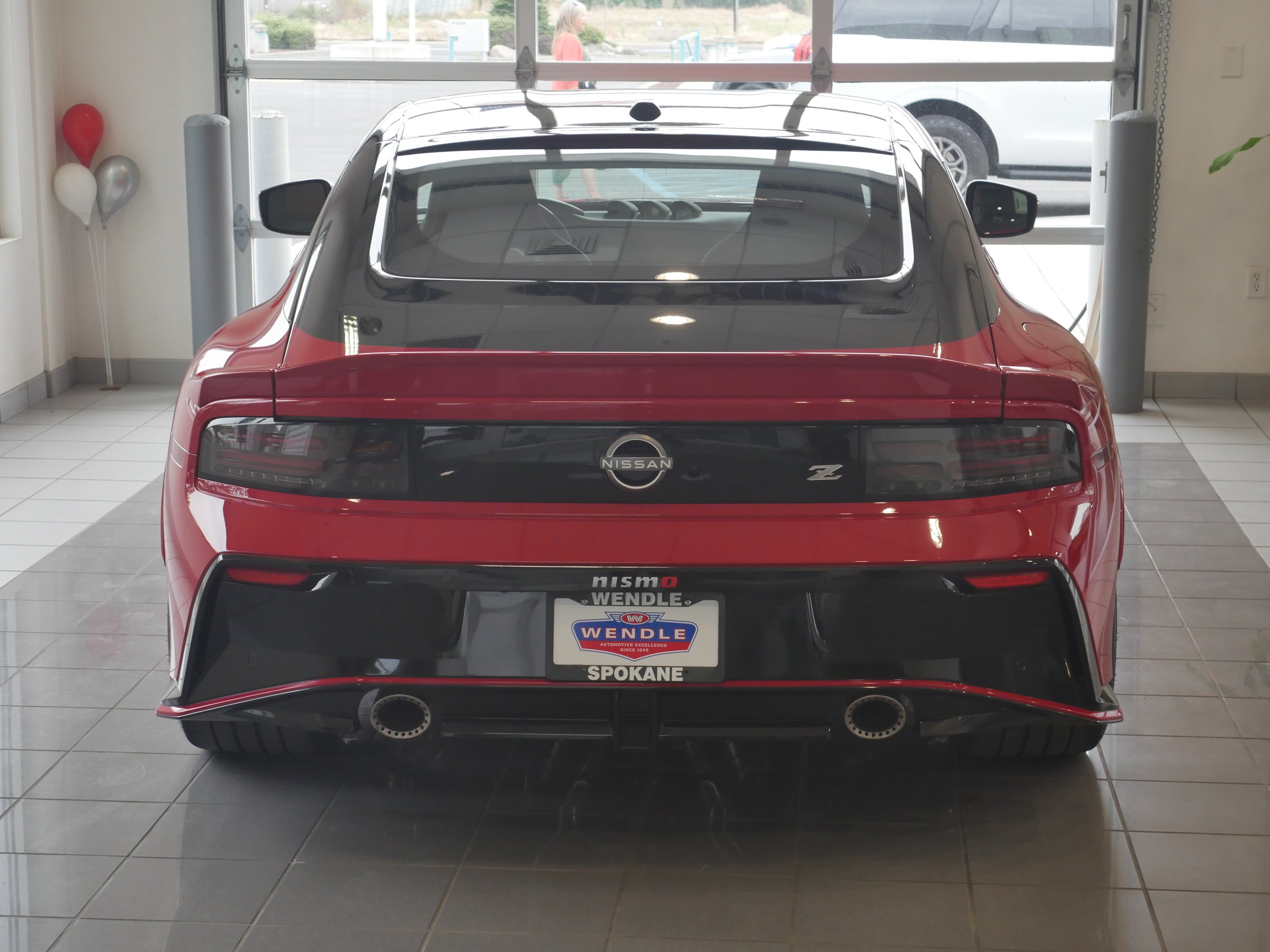 New 2027 Solid Red / Super Black Two-tone Nissan NISMO® image 22