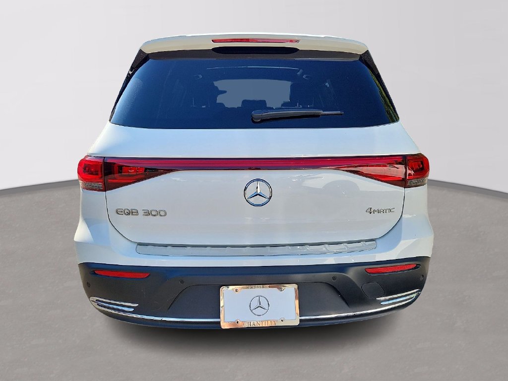 Used 2023  Mercedes-Benz 300 image 5
