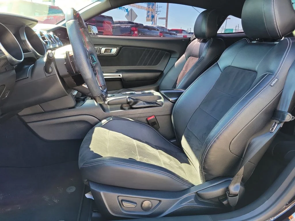 Used 2021 Blue Ford GT Premium image 13