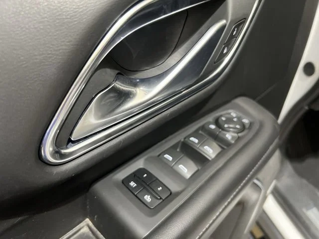 2024 Chevrolet Suburban Z71 - Photo 22