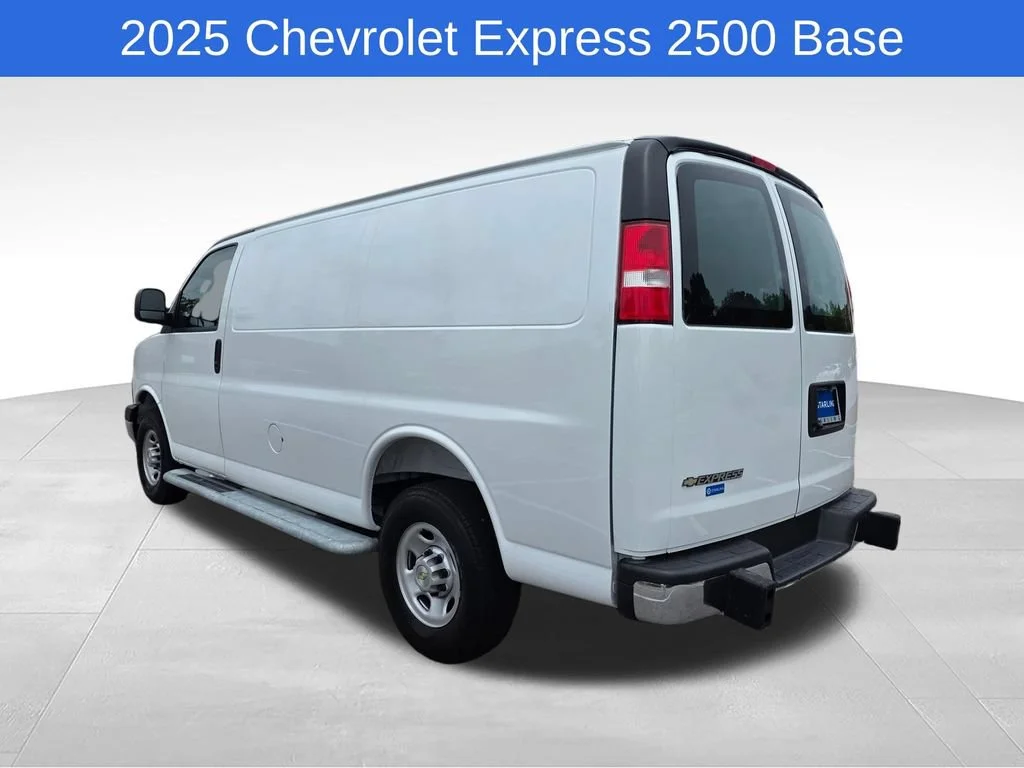 Used 2025 Summit White Chevrolet WT image 6