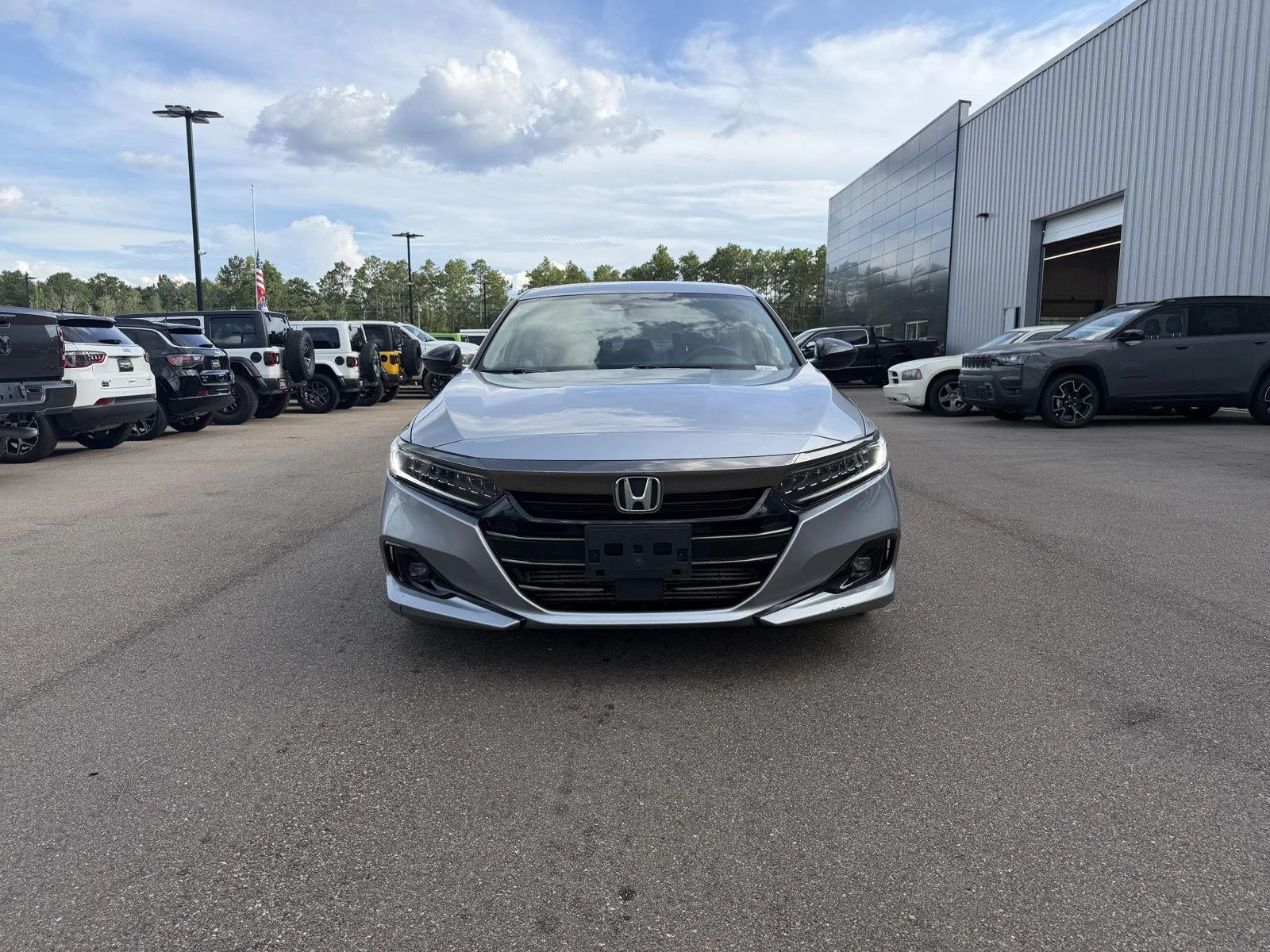 Used 2022 Lunar Silver Metallic Honda Sport Special Edition image 2